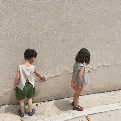 Chaleco Infantil Coreano Verano Algodón y Lino Rayas Verticales Abertura Trasera - Image 17