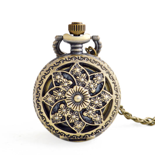 Reloj de Bolsillo Calado con Pétalos Boshiya - Pequeño con Cadena - Image 7