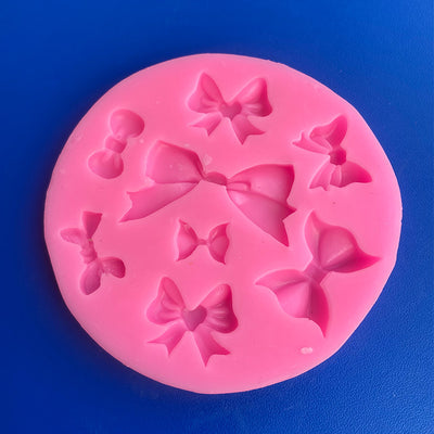 Molde para Decorar Pasteles con 8 Lazos Perfectos - Image 7