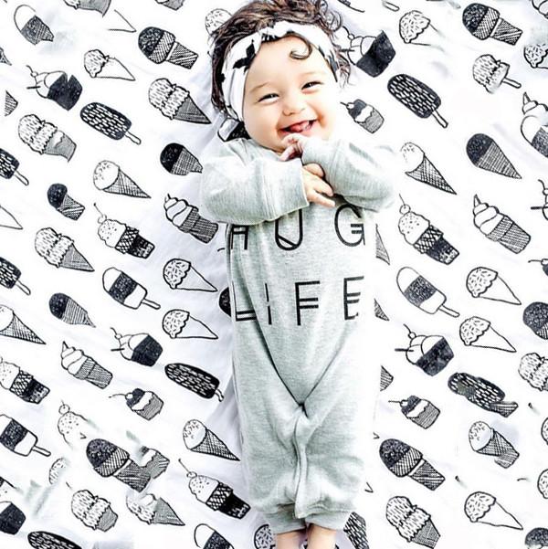 Mono Estampado Hug Life para Bebés y Niños Pequeños