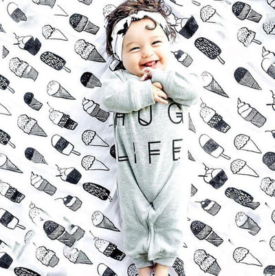 Mono Estampado Hug Life para Bebés y Niños Pequeños
