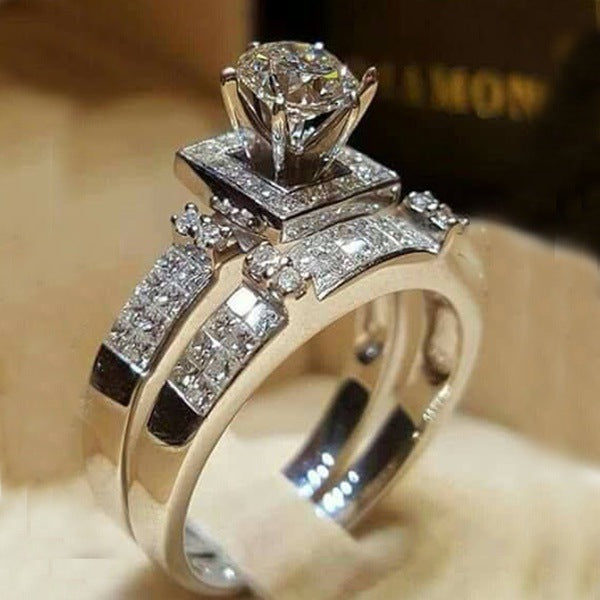 Anillo de Diamante Simulado Corazón con Ocho Flechas - Diseño de Moda Europeo Americano