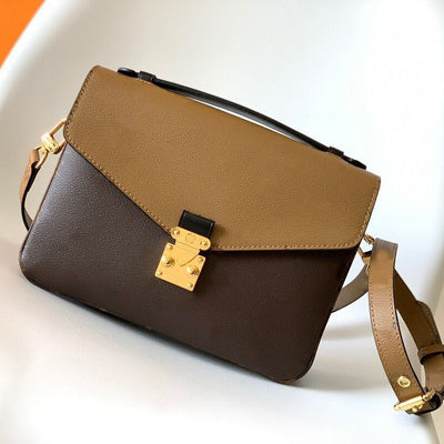 Bolso Messenger Cuadrado para Mujer - Diseño Versátil y Coordinable - Image 3