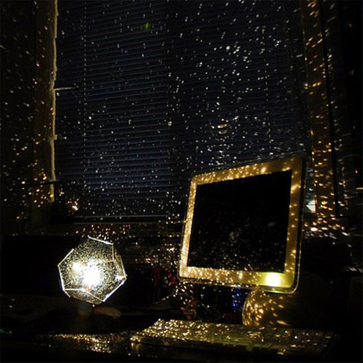 Proyector de Cielo Estrellado 3D - Lámpara Nocturna LED con Carga USB - Image 5
