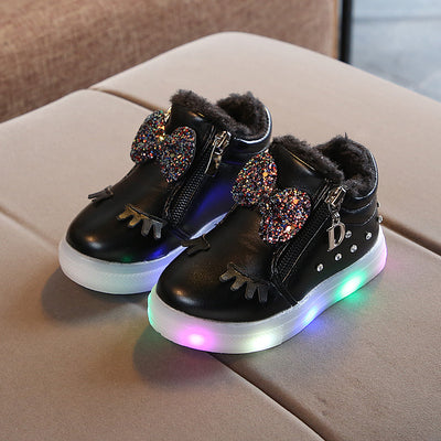 Zapatos infantiles con luces LED y detalles brillantes - Image 5