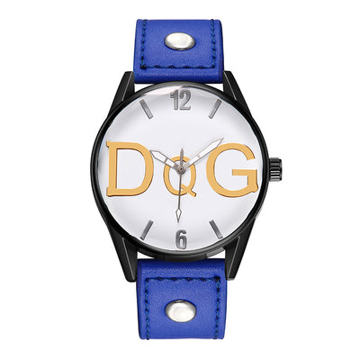 Reloj Pulsera Unisex Estilo Europeo con Remaches y Correa de Cuero - Image 3