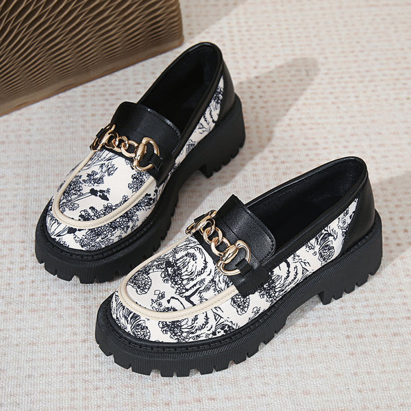 Mocasines Plataforma Plus Size con Cadena Dorada - Estilo Nacional Elegante