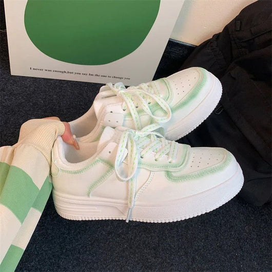 Tenis Blancos Bordados Versátiles para Mujer - Image 15