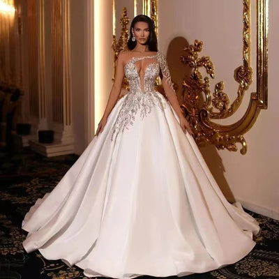Vestido de Novia Retro con Encaje, Cintura Alta y Cola Elegante
