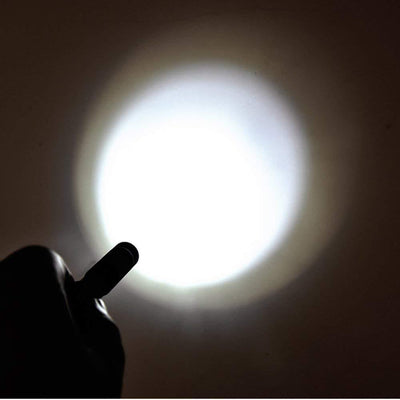 Linterna Táctica de Aluminio Resistente al Agua con Luz Ultra Potente - Image 4