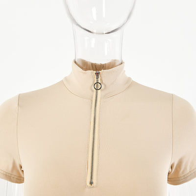 Jumpsuit Corto Femenino con Escote Redondo y Cierre - Image 12