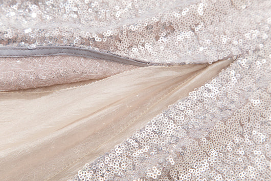 Falda Elegante con Detalles de Lentejuelas y Abertura Trasera - Image 11
