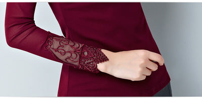 Blusa Manga Larga con Diamantes Bordados para Mujer - Image 4