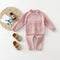 Conjunto Infantil de Suéter y Pantalón Tejido en Colores Sólidos