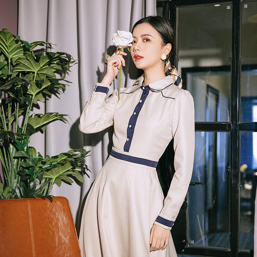 Vestido Retro Republic con Combinación de Colores - Image 3