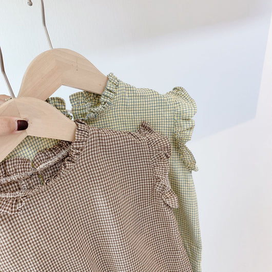 Blusa Sin Mangas a Cuadros con Detalles de Orejas de Madera y Encaje - Image 7