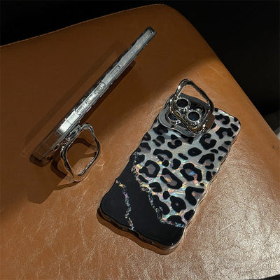 Funda Leopardo con Soporte para Lente - Protección y Estilo - Image 8