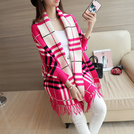 Capa Poncho Escocés con Borlas - Abrigo Elegante para Mujer - Image 6