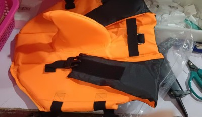 Chaleco Salvavidas para Perros Diseño Tiburón - Protección Acuática Verano - Image 9