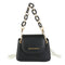 Bolso Bandolera Cuadrado con Cadena de Perlas a un Hombro