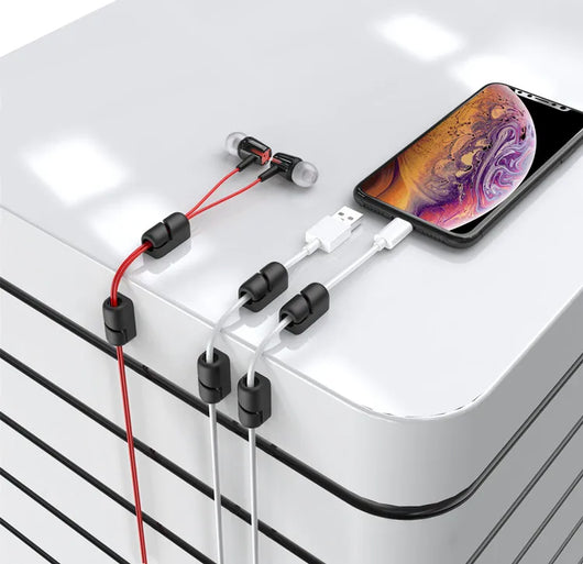 Organizador de Cables Silicona con Clips de Sujeción y Protector USB - Image 20