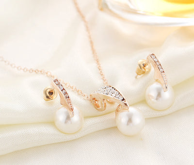 Conjunto de Collar y Aretes de Perlas para Bodas y Eventos Elegantes - Image 9