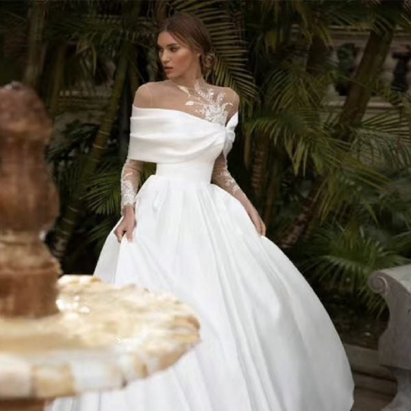 Vestido de Novia Satinado con Falda Tutú y Mangas Raglán