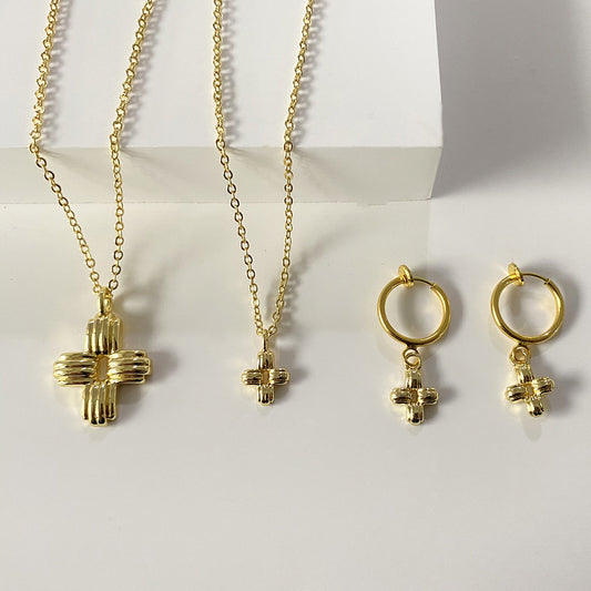 Juego de Collar y Aretes Cruz Diseño Exclusivo para Mayorista