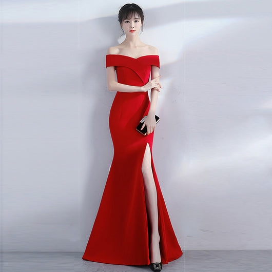 Vestido de Fiesta Elegante con Hombros Descubiertos y Falda Sirena