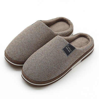 Pantuflas de Descanso en Ante con Tacón Bajo - Image 7