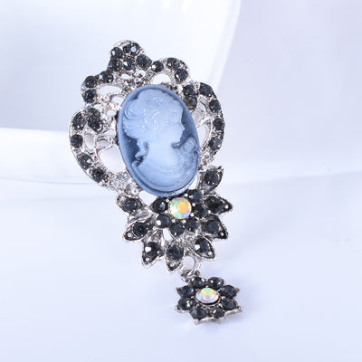 Broche Colgante de Cristal con Accesorios de Diamante - Image 6