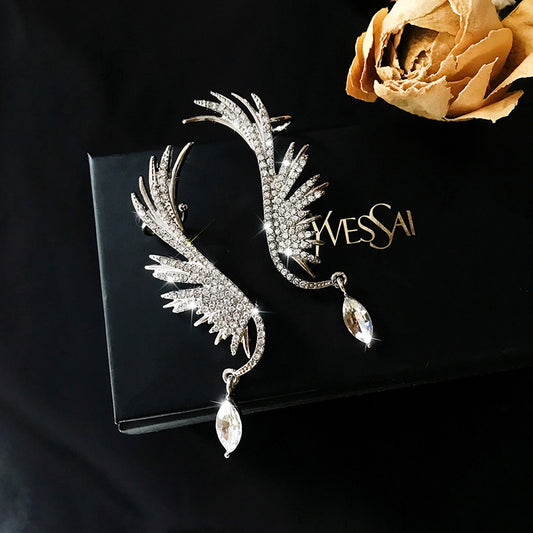Aretes de Alas con Cristales y Borlas Brillantes