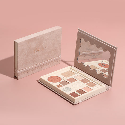 Paleta Todo en Uno: Sombras, Rubor e Iluminador con Acabado Embossed - Image 9