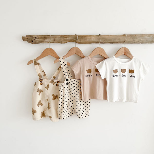 Conjunto de Enterizo Corto para Bebé con Babero Integrado