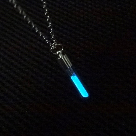 Collar Tubo de Vidrio con Polvo Luminoso - Image 19