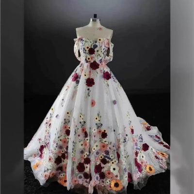 Vestido de Fiesta Floral Elegante con Detalles en Yarn - Image 2