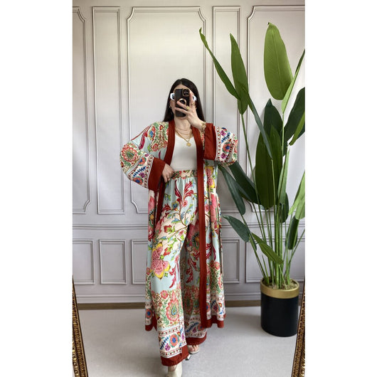 Conjunto Elegante de Camisa Estampada y Pantalón Ancho - Image 6