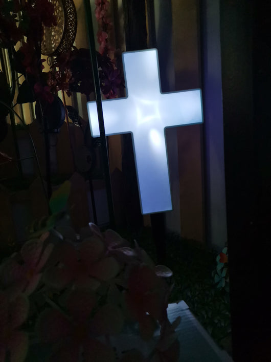 Cruz Luminosa Solar para Nichos - Luz Eterna para Tus Seres Queridos - Image 13