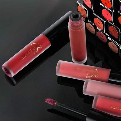 Labial Mate Larga Duración Resistente al Desvanecimiento