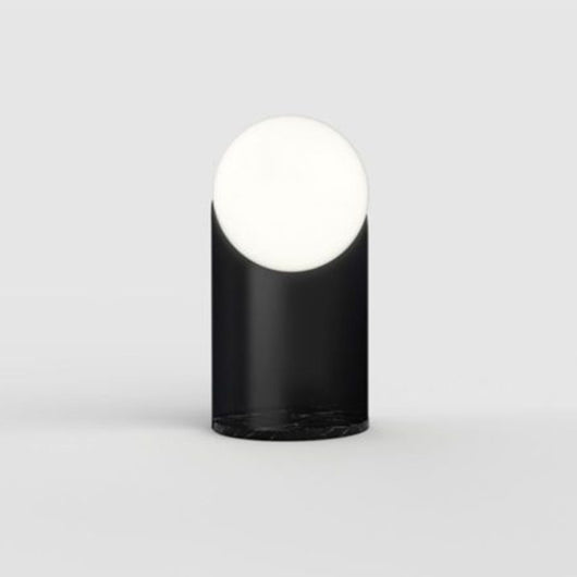 Lámpara de Mesa con Base de Mármol y Globo de Cristal - Image 5