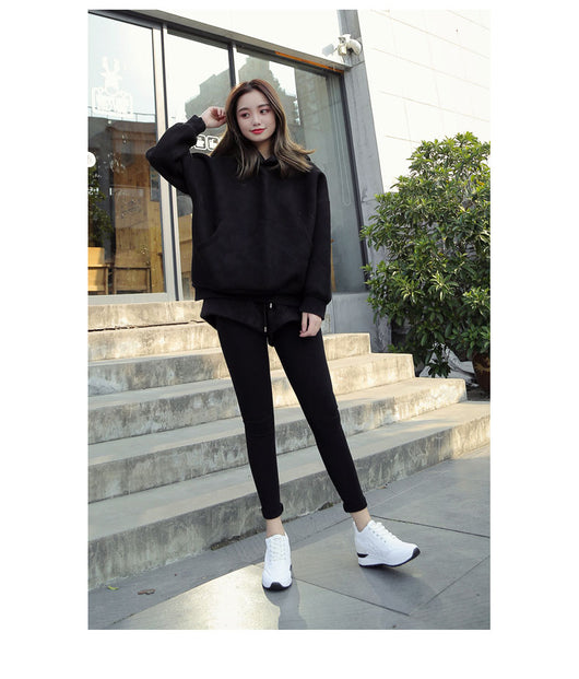 Zapatillas Blancas Casuales Elevadas Estilo Tendencia - Image 13