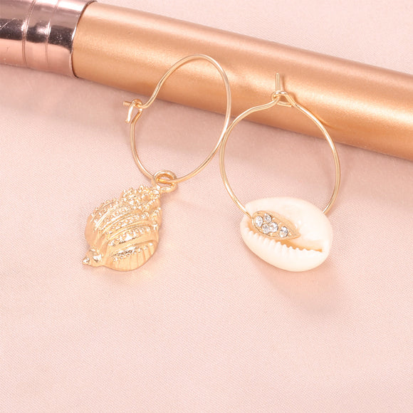 Aretes Bohemios Dorados con Perlas y Borlas de Concha Natural