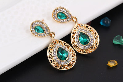 Conjunto de Aretes y Collar Coordinado - Image 9