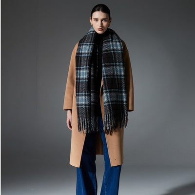 Bufanda Escocesa Azul Otoño Invierno - Estilo Europeo y Americano - Image 3