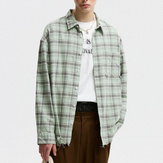 Camisa a Cuadros Unisex Estilo Americano Otoñal con Bordes Deshilachados - Image 12
