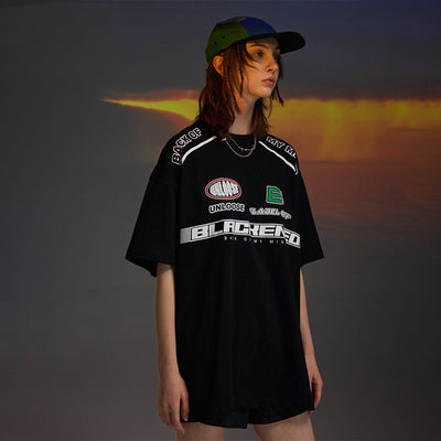 Camiseta Suelta Cuello Redondo Estampado Racing Unisex - Image 4