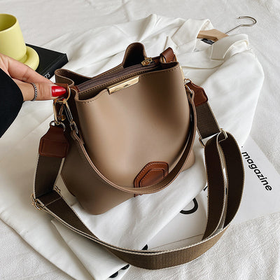 Bolso de Hombro Premium con Estilo Contemporáneo