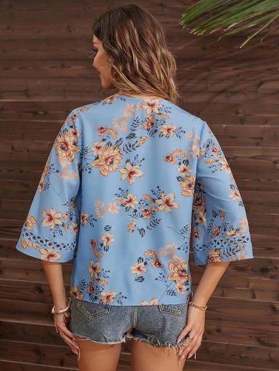 Blusa Elegante Suelta con Escote en V y Mangas Acampanadas de Encaje - Image 13