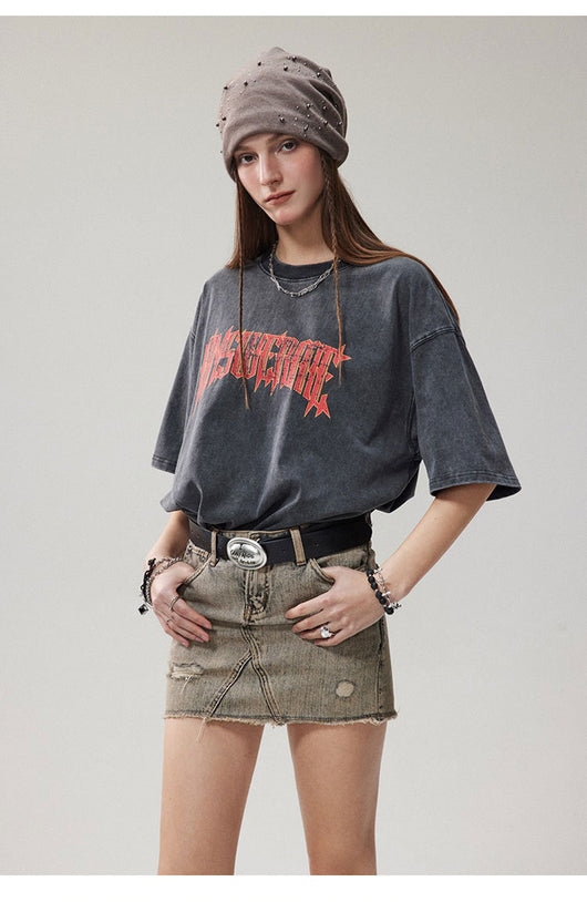 Playera Retro Desgastada con Estampado de Letras - Manga Corta - Image 17