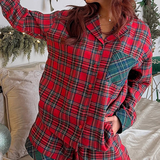 Pijama Navideño de 2 Piezas con Cuadros Rojos y Parches Contrastantes
